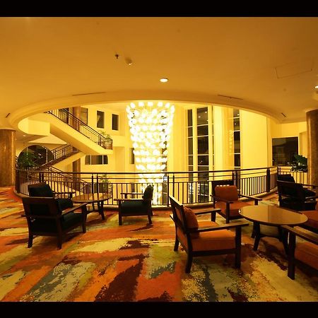 Grand Wahid Hotel Salatiga Exterior photo