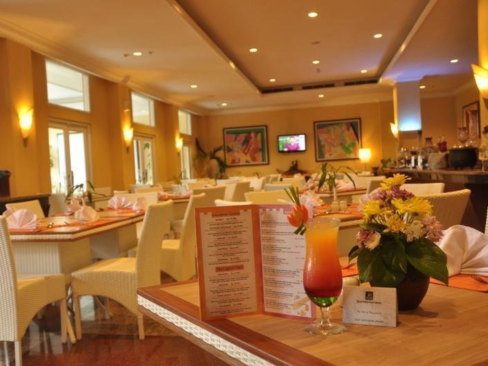 Grand Wahid Hotel Salatiga Exterior photo